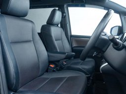 Toyota Voxy 2.0 A/T 2018 3