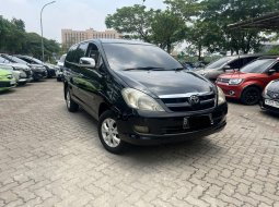 Toyota Kijang Innova V M/T Gasoline 2006 Hitam Istimewa Murah