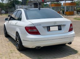 Mercedes-Benz C-Class C 300 Avantgard 2013 4