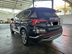 Hyundai Santa Fe Prime 2.5 bensin AT ( Matic ) 2023 Hitam Km Low 10rban Good Condition siap pakai 5