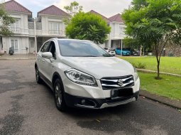 Suzuki SX4 S-Cross AT 2016 Putih Murah Bagus