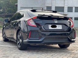 JUAL CEPAT 2018 CIVIC HATCHBACK AT HITAM DAPETIN DISKON HARGA SEKARANG! 5