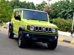 Suzuki Jimny AT 2024 km 700 perak hijau 2