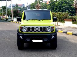 Suzuki Jimny AT 2024 km 700 perak hijau 1