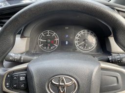 Toyota Kijang Innova 2.4G 2017 Abu-abu 10