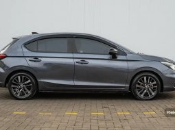 Honda City Hatchback New  City RS Hatchback CVT 2022 Abu-abu 3