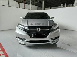 Honda HRV Prestige 1.8 AT ( Matic ) 2015 Abu2 Muda km 99rban  plat depok