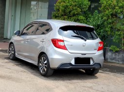 Honda Brio RS CVT 2022 silver km 37rban cash kredit proses bisa dibantu 7