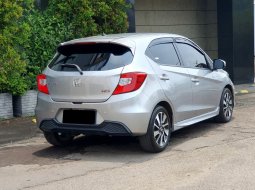 Honda Brio RS CVT 2022 silver km 37rban cash kredit proses bisa dibantu 9