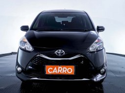 Toyota Sienta V AT 2021 Hitam