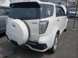 Daihatsu Terios R A/T 2017 Putih 2