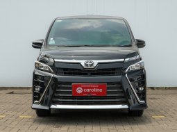 Toyota Voxy 2.0 AT 2019 Black - Pajak Panjang - Dokumen Lengkap