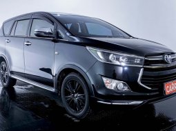 JUAL Toyota Innova 2.0 Venturer AT 2020 Hitam