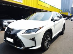 LEXUS RX300 LUXURY AT PUTIH 2018 3