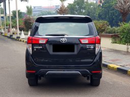 Toyota Kijang Innova V Luxury A/T Gasoline 2021 bensin hitam km44ribuan cash kredit proses bisa 6