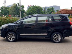 Toyota Kijang Innova V Luxury A/T Gasoline 2021 bensin hitam km44ribuan cash kredit proses bisa 4