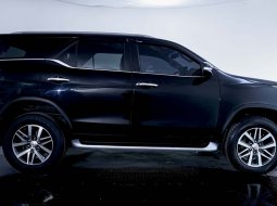 JUAL Toyota Fortuner 2.4 VRZ AT 2017 Hitam 5