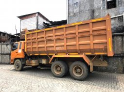 18rbKM+banBARU MURAH Mitsubishi Fuso tronton 6x4 Dumptruck 2022 4