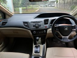 Honda Civic 1.8 AT 2013 Silver Murah Bagus Pajak Panjang 8