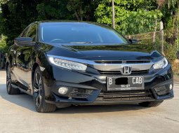 LOW KM 2017 HONDA CIVIC SEDAN TURBO AT HITAM SUDAH LULUS INSPEKSI