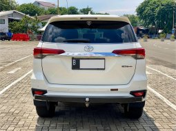 Toyota Fortuner 2.4 TRD AT 2019 Putih 5