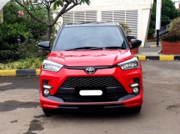 Toyota Raize 1.0T GR Sport CVT (Two Tone) 2021 merah km 32rban cash kredit proses bisa dibantu