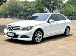 Jual mobil Mercedes-Benz C-Class 2014