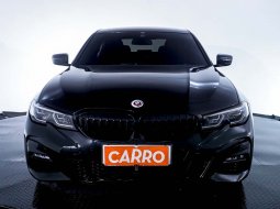 BMW 330i 2.0 M Sport AT 2022 Hitam