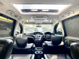 Nissan Elgrand Highway Star 2014 Minivan 7