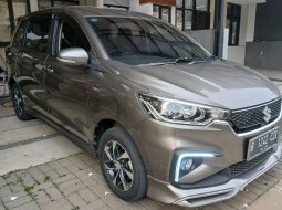 Suzuki Ertiga Sport AT 2022 Abu-abu 2