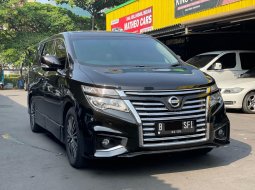 Nissan Elgrand Highway Star 2014 Minivan 4