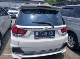 Honda Mobilio RS 1.5 AT 2020 PUTIH 4