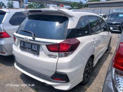 Honda Mobilio RS 1.5 AT 2020 PUTIH 7