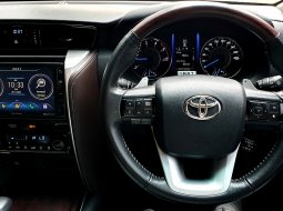 Toyota Fortuner 2.4 VRZ AT 2019 putih diesel km 44 rban cash kredit proses bisa dibantu 14