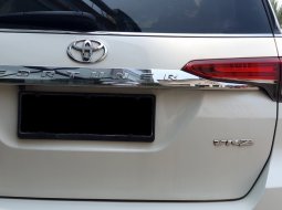 Toyota Fortuner 2.4 VRZ AT 2019 putih diesel km 44 rban cash kredit proses bisa dibantu 8