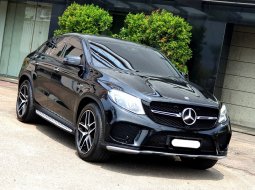 Mercedes-Benz GLE AMG 43 4MATIC Coupe 2017 hitam km26 ribuan cash kredit proses bisa dibantu