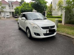 Suzuki Swift GX 2014 AT Putih KM 70rb Istimewa tangan pertama 4