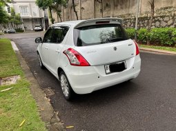 Suzuki Swift GX 2014 AT Putih KM 70rb Istimewa tangan pertama 6
