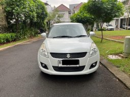 Suzuki Swift GX 2014 AT Putih KM 70rb Istimewa tangan pertama 3