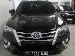 Jual mobil Toyota Fortuner VRZ 2.4 AT 2017