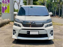 Toyota Vellfire ZG 2014 Putih