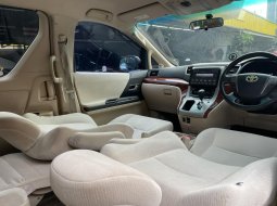 Toyota Alphard X 2009 Coklat 8