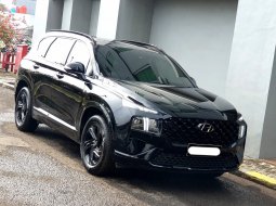 Hyundai Santa Fe D 2.2 8DCT Signature 2022 diesel hitam km 28ribuan pajak panjang cash kredit bisa