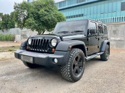 Jeep Wrangler Sport Unlimited 2011 Hitam