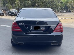 LOW KM 2011 MERCEDES BENZ S300 AT HITAM DISKON KREDIT 4