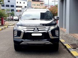 Mitsubishi Pajero Sport Dakar 4x2 AT 2021 hitam km 19 ribuan cash kredit proses bisa dibantu