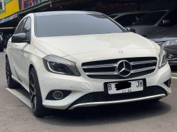 KREDIT MUDAH 2013 MERCEDES BENZ A200 AT PUTIH UNIT SIAP PAKAI