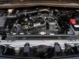 Toyota Innova Venturer 2.0 AT 2019 Silver - Pajak Aman - Dokumen Lengkap 4