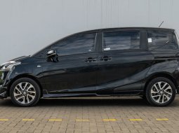 Toyota Sienta Q CVT 2018 Hitam 4