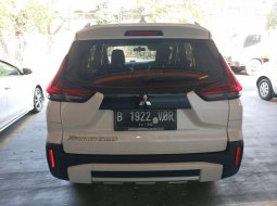 Mitsubishi Xpander Cross Premium 1.5 AT 2021 PUTIH